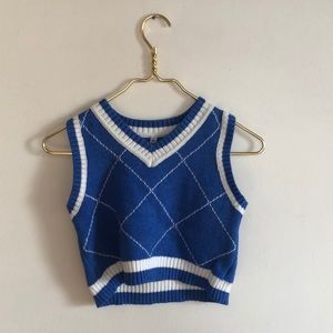 Cute blue cropped sweater vest